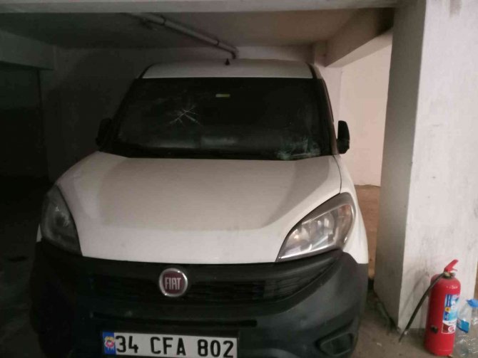 Kundaklamadan Önce Annesiyle Otoparka Gidip Aracın Camını Kırmış