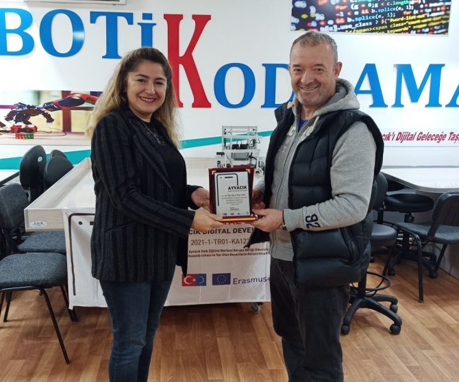 Halk Eğitim Öğretmenleri İ̇spanya’da Eğitim Alacak