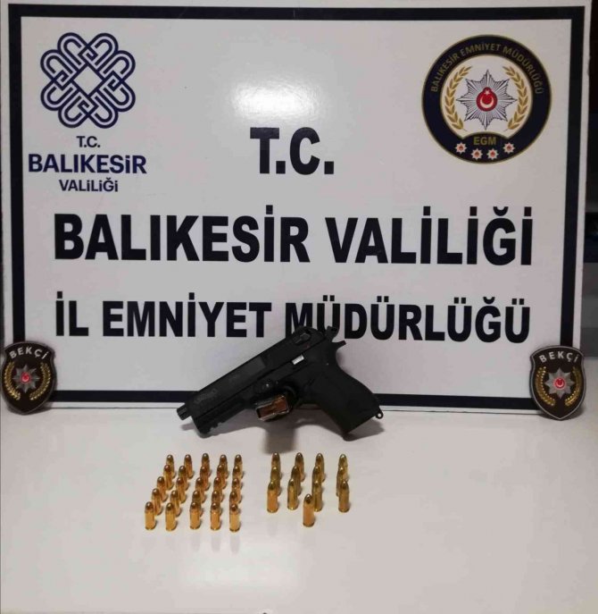 Balıkesir’de 204 Aranan Şahıstan Adliyeye Sevk Edilen 107’si Tutuklandı