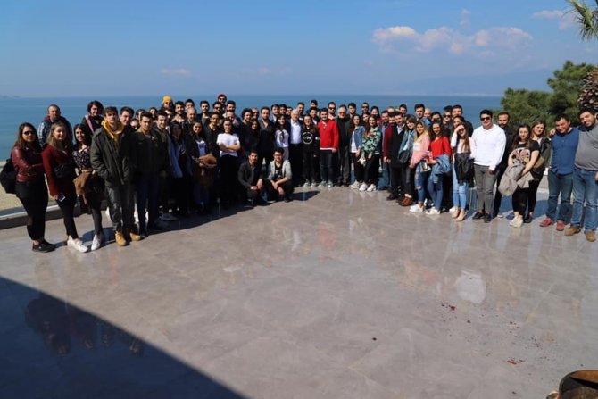 Eğitimde Öncü Kent Burhaniye