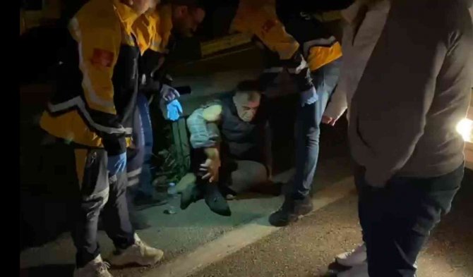 Bursa’da Önünü Kestikleri Kamyonun Şoförünü Dövüp Hastanelik Ettiler