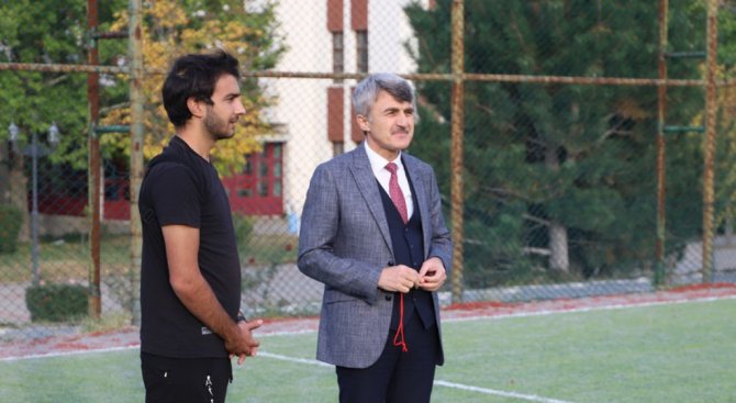Kütahya’da “Polis Şehitlerine Vefa” Halı Saha Futbol Turnuvası