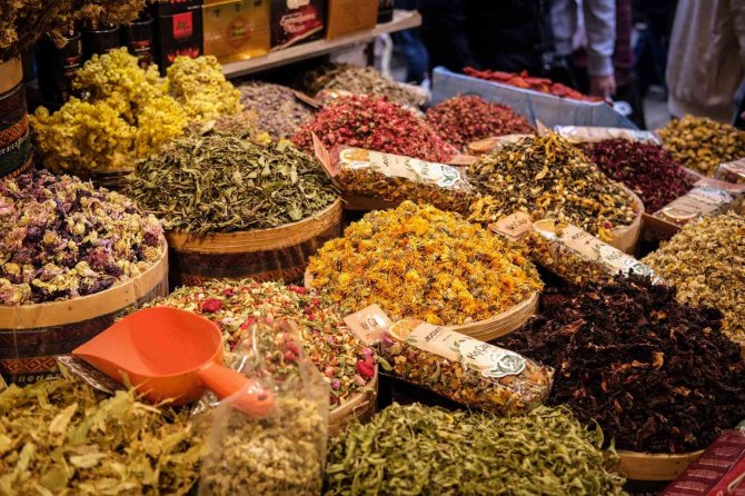 Kış Çayına Talep Arttı, Kilosu 300 Lira