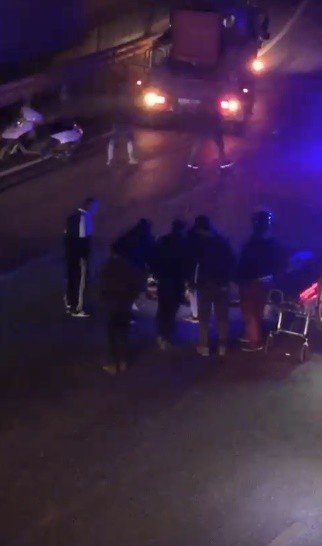 Kaza Yapan Motosikletli Kurye Ağır Yaralandı