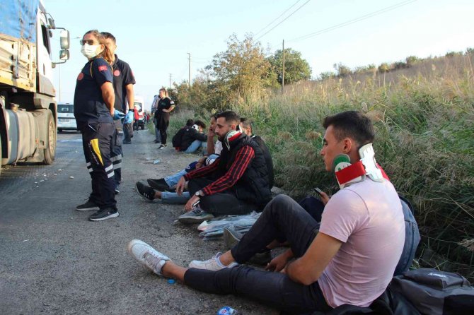 Manisa’da 4 Araçlı Zincirleme Kaza: 24 Yaralı