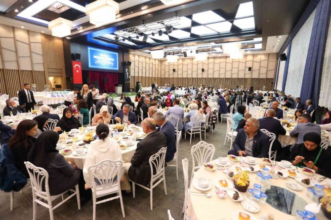 Başkan Doğan Muhtarlar İle Bir Araya Geldi