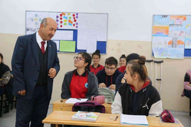 Müdür Başyiğit’in Okul Ziyaretleri