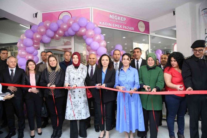 Niğde’de ‘Kadın Emek Pazarı’ Açıldı