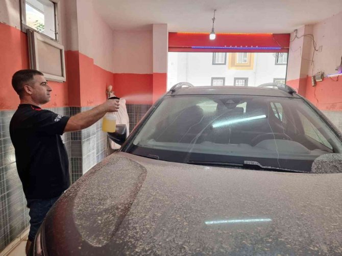 Kozan’a Çamur Yağdı