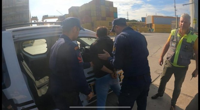 Sahil Güvenlikten Denizde Göçmen Tatbikatı