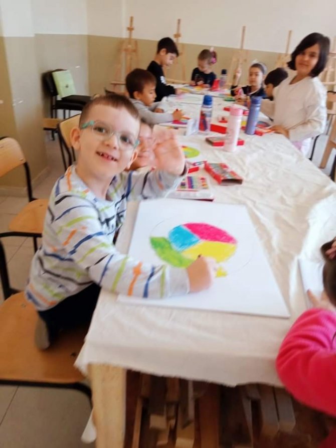 Sarıgöl’de Resim Kursu Açıldı