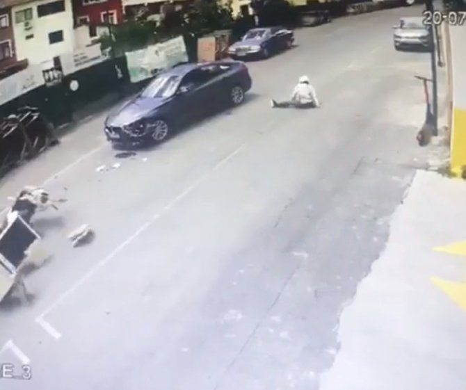 Sarıyer’de Feci Kaza Kamerada: Motosikletli Kurye Ölümden Döndü