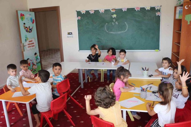 Silopili Çocuklar Kur’an Kurslarında Hem Öğreniyor Hem De Eğleniyor