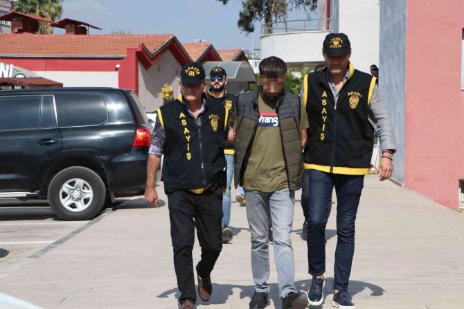 Otomobilden Tabanca Çıktı, Zanlılar “Başkasının” Dedi