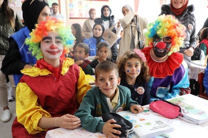 Ağrı’da “Merkezim Her Yerde” Projesi Devam Ediyor