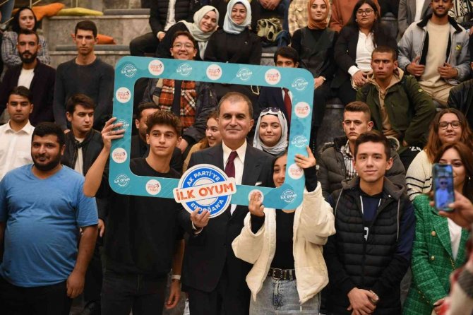 Ak Parti Sözcüsü Çelik: “(Gençler) İ̇lk Oyum Erdoğan’a İ̇lk Oyum Ak Parti’ye Diyerek Tarihte Alacakları En Büyük Dersi Vereceksiniz”