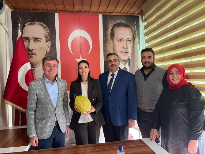 Ak Parti’li Kıvırcık Kırkağaç’ta Esnafı Dinledi