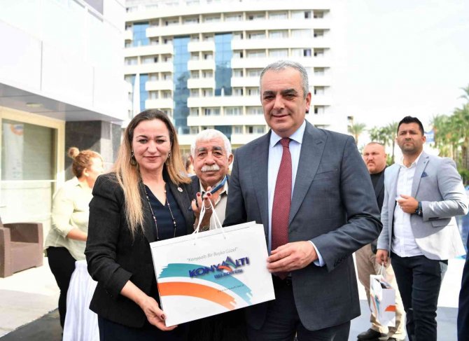 Başkan Esen: "Muhtarlarımızla Uyum İçinde Çalışıyoruz"