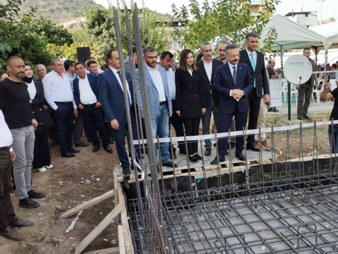 Karpuzlu Yenimahalle Muhtarlık Hizmet Binası’nın Temel Atma Töreni Yapıldı