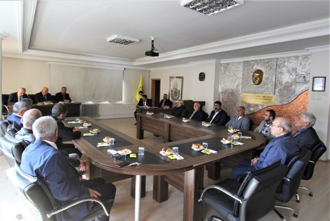 Başkan Pekmezci Merkez Mahalle Muhtarları İle Bir Araya Geldi