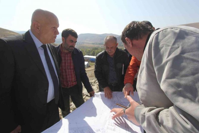 Başkan Pekmezci Proje Ekibiyle İstişarelerde Bulundu