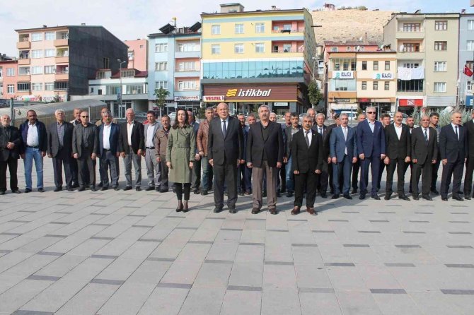 Bayburt’ta Muhtarlar Günü Törenle Kutlandı