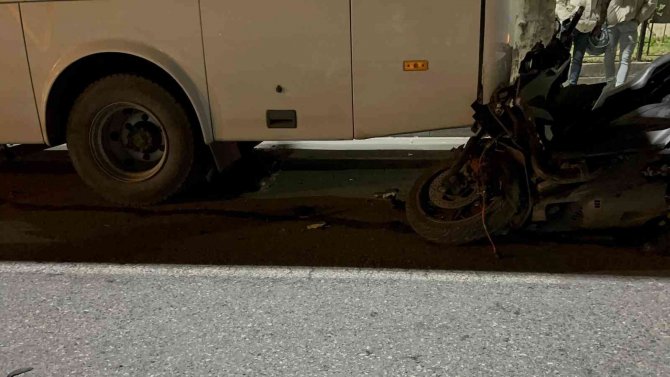 Bayrampaşa’da Feci Kaza: 2 Yaralı
