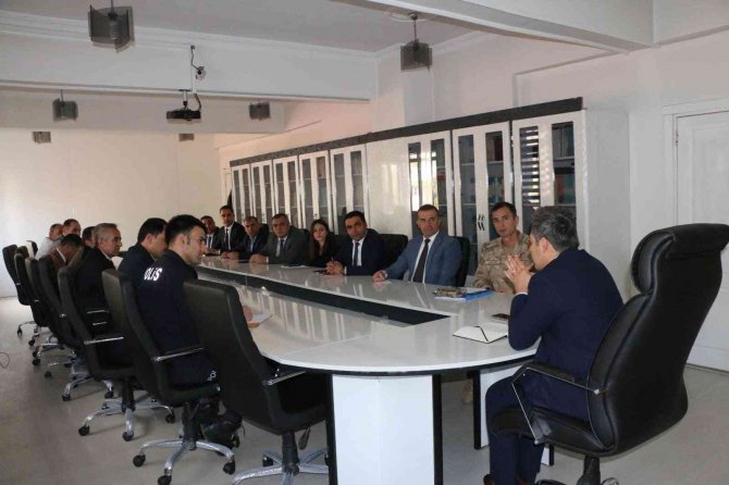 Hizan’da İstişare Ve Değerlendirme Toplantısı