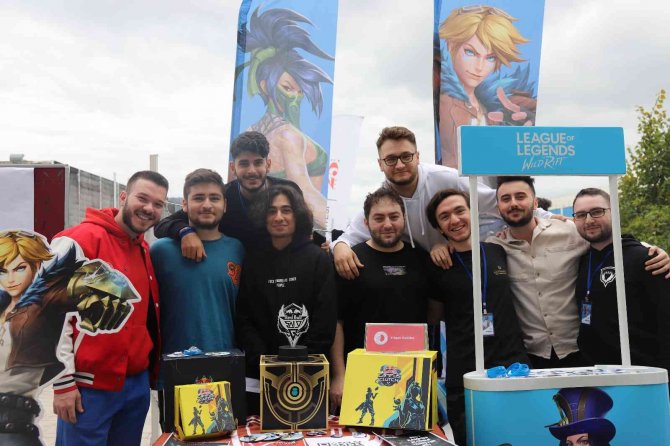 Üniversite Kulüp Tanıtım Günleri Başladı