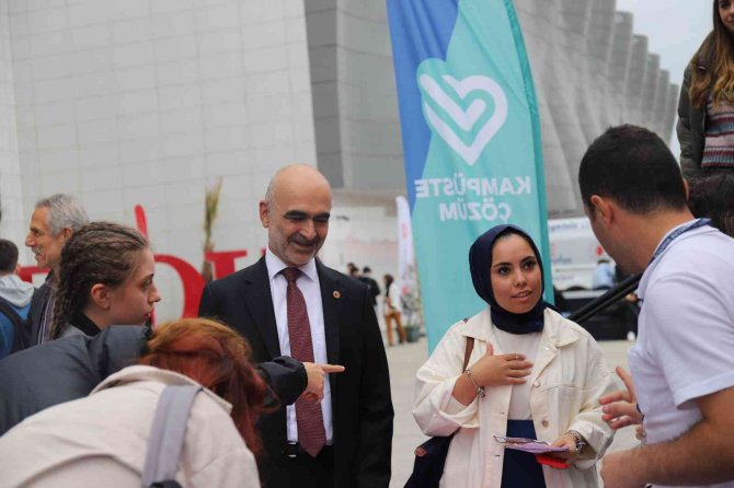 Üniversite Kulüp Tanıtım Günleri Başladı
