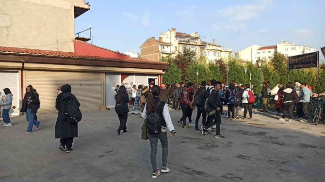 Eskart Yoğunluğu ‘Pes’ Dedirtti