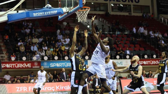 Basketbol Fıba Europe Cup: Gaziantep Basketbol: 82 - Telent Giants Antwerp: 63