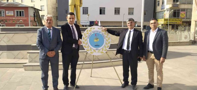 Vali Akbıyık, Muhtarlarla Yemekte Bir Araya Geldi