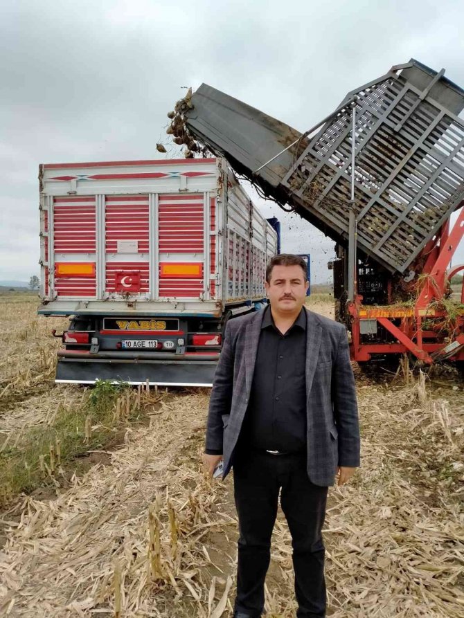 Biga’da 7 Yıl Sonra Pancar Hasadı Başladı