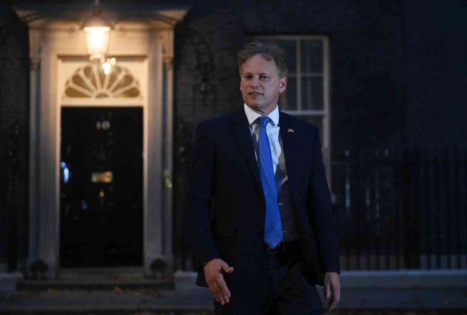 İ̇ngiltere’nin Yeni İ̇çişleri Bakanı Grant Shapps Oldu