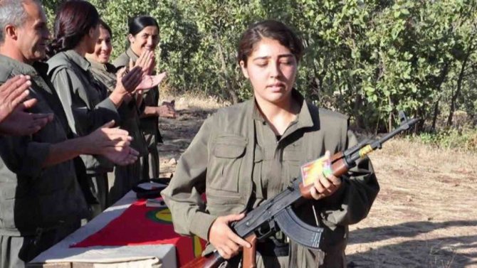 Örgüt Üyeliği İddiasıyla Tutuklanan İ̇bb Çalışanı Şafak Duran Hakim Karşısında