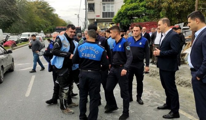 Sultangazi’de Zabıtaya Kürekli Saldırı