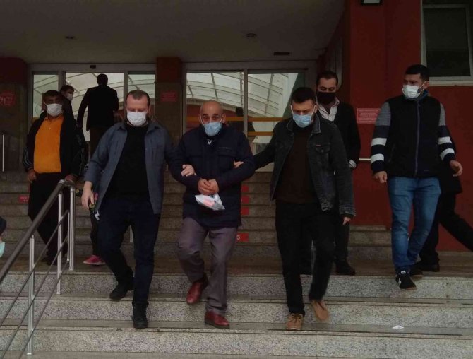 Eşini 12 Bıçak Darbesiyle Yaralayan Sanık: "Onun Vücudundaki Yaralar İyileşir Ancak Benim Ruhumdaki Yaralar İyileşmez"