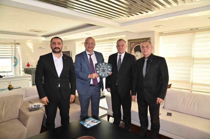 Manisa, Devlet Bahçeli’ye Hazırlanıyor