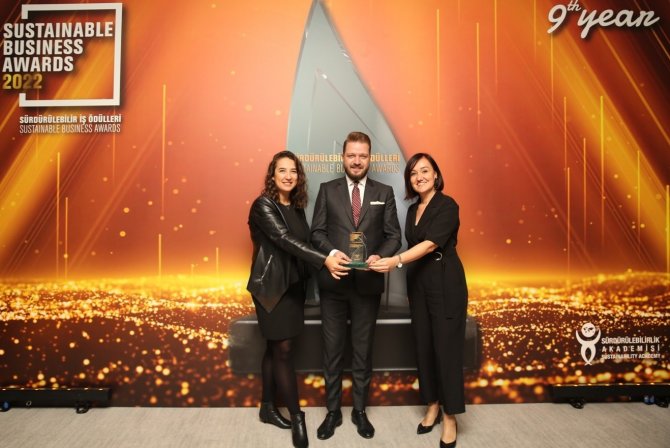 Atölye Nilüfer “Sürdürülebilir İ̇ş Ödülü”ne Layık Görüldü
