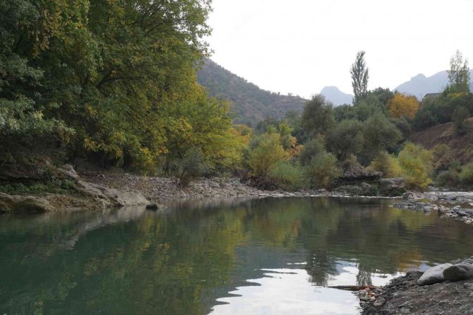 Beytüşşebap’ta Kartpostallık Sonbahar Manzaraları