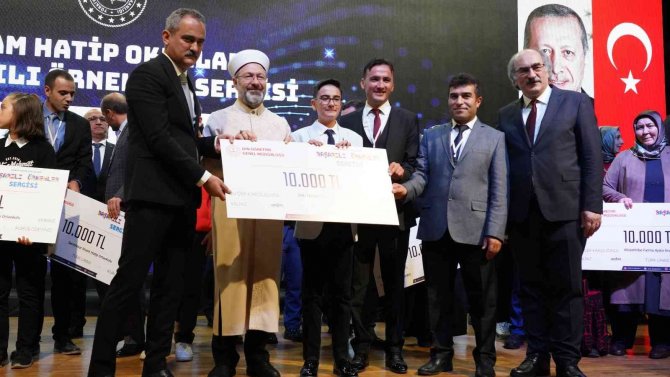 Sivas Zeki Hayran Ortaokulu’ndan Büyük Başarı