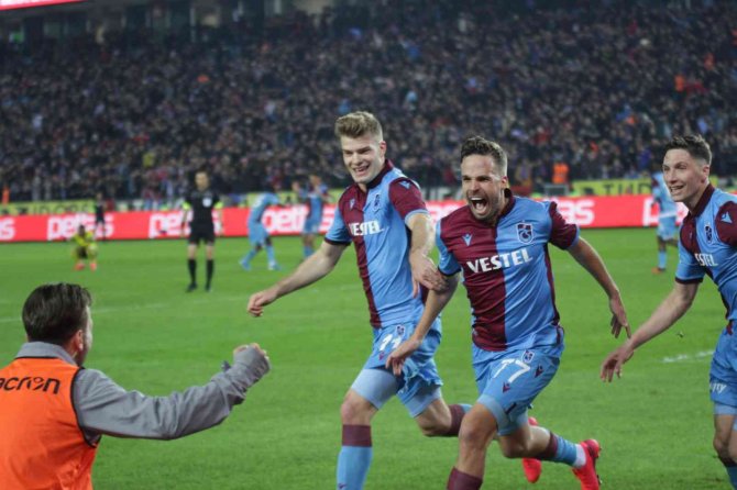 Trabzonspor’dan Ayrılanlar Kayıplara Karışıyor