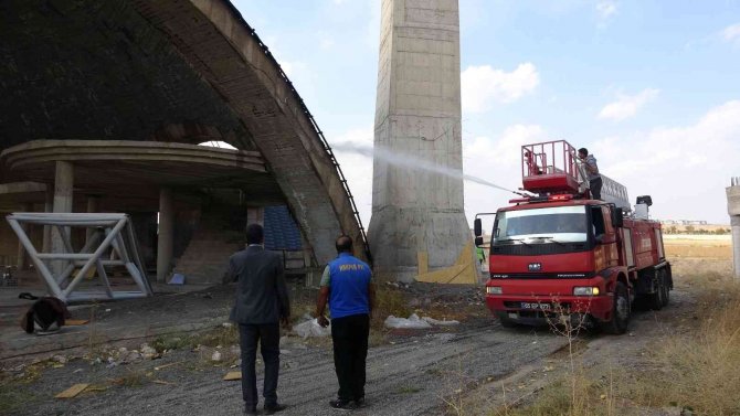 Cami İnşaatında Çıkan Yangın Kontrol Altına Alındı