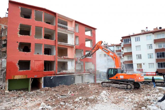 Kentsel Dönüşüm Alanına 2 Katlı Otopark Yapılacak