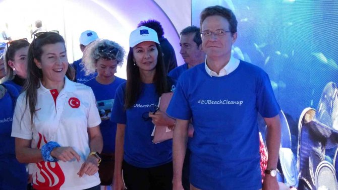 Ab Türkiye Delegasyonu Başkanı Büyükelçi Meyer-landrut, Çanakkale’de Dijital Okyanus Tüneli Etkinliğine Katıldı