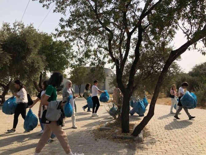 Adü’de Çevre Hassasiyeti İçin Farkındalık Etkinliği Düzenledi