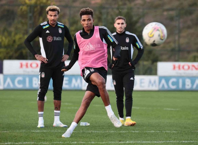 Beşiktaş, Hatayspor Maçı Hazırlıklarını Sürdürüyor