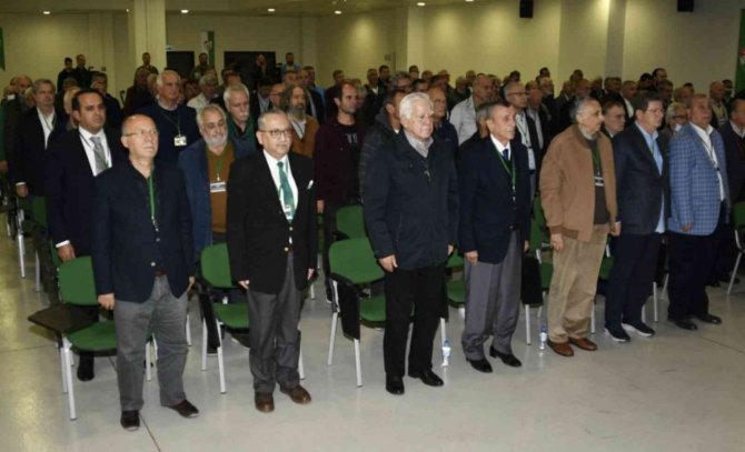 Bursaspor’un Borcu 1 Milyar 58 Milyon Tl Borcu Olduğu Açıklandı