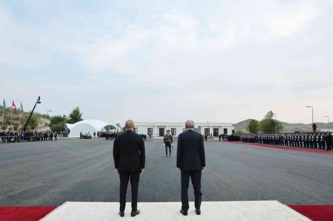 Cumhurbaşkanı Erdoğan, Cebrayıl’da Resmi Törenle Karşılandı